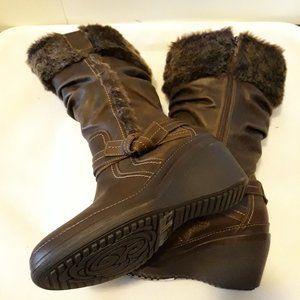 Clarks Artisan brown Saddle boots